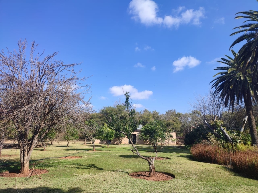 4 Bedroom Property for Sale in Zeerust North West